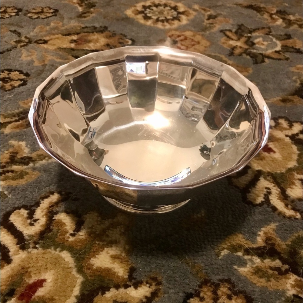 Gorham Heritage Silver Plated Scallop Bowl